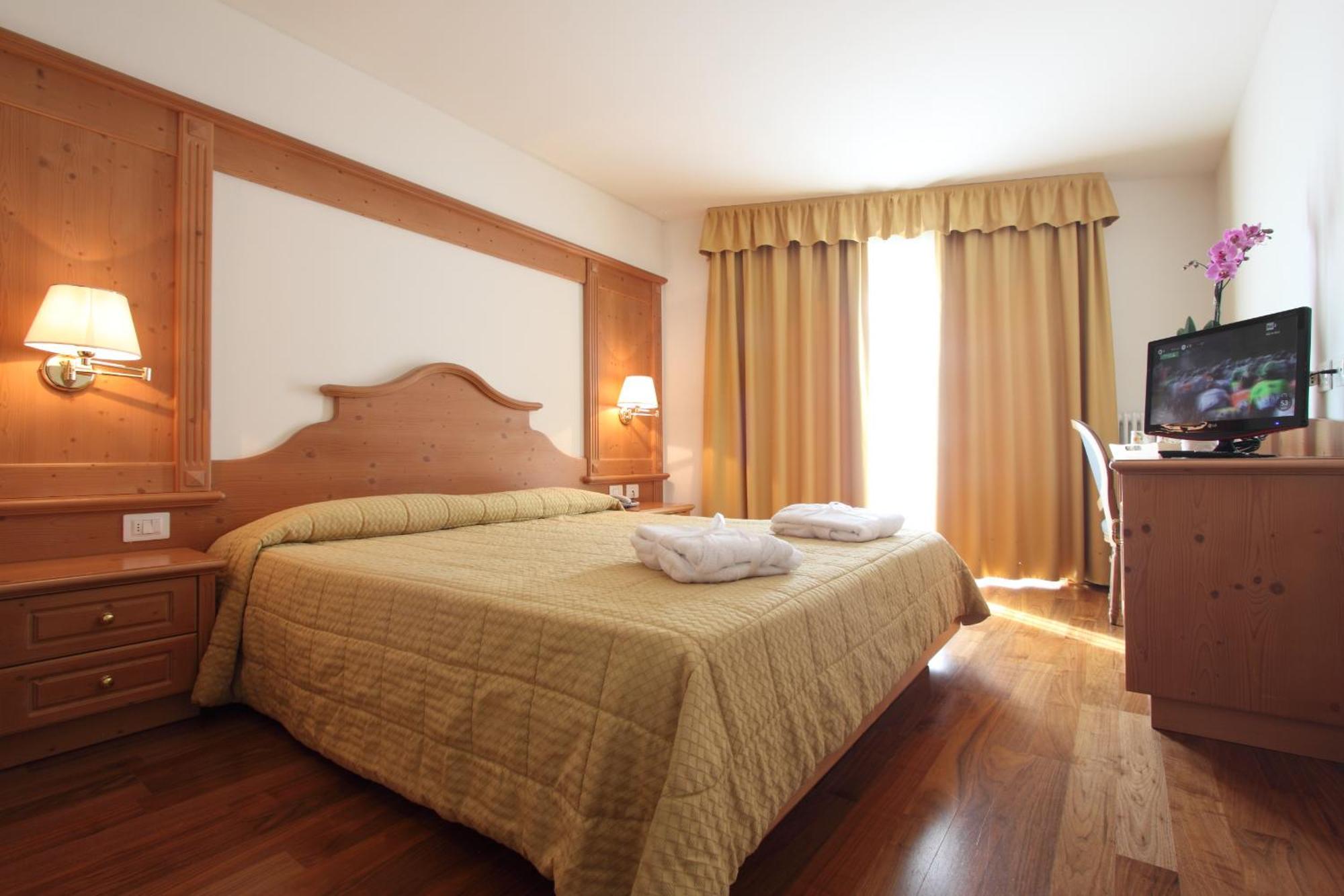 Hotel Fanes Suite & Spa Moena Esterno foto