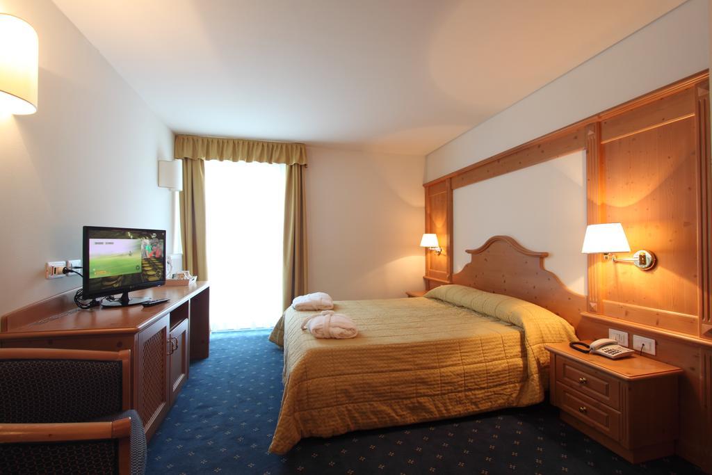 Hotel Fanes Suite & Spa Moena Esterno foto